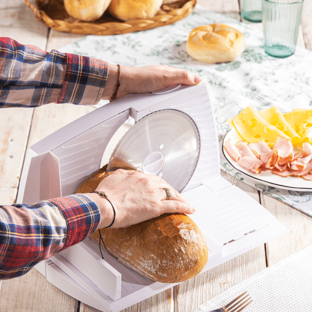 РЕЗАЧКА ЗА МЕЗЕ